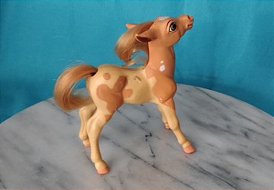 Potro malhado marca Breyer anos 90, 9,5 cm comprimento, 11 cm altura