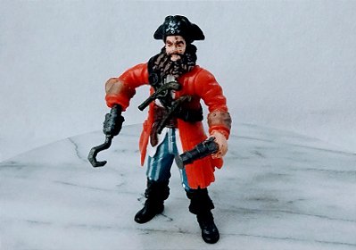 Boneco pirata capitão gancho marca Chap Mei, mão de gancho adaptada de outro pirata da Chap Mei, 11 cm