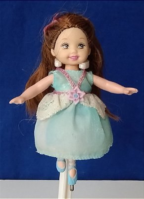 Boneca Kelly Janesse cabelos castanhos sem base eletronica , da Barbie e as 12 princesas dançantes, Mattel 2006