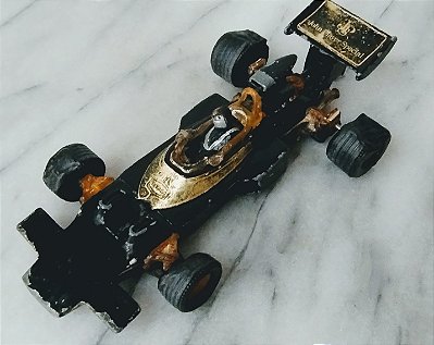Sucata miniatura metal anos 70 Corgi Whizzwheels , John player special , F1  lotus 72, escala 1:36