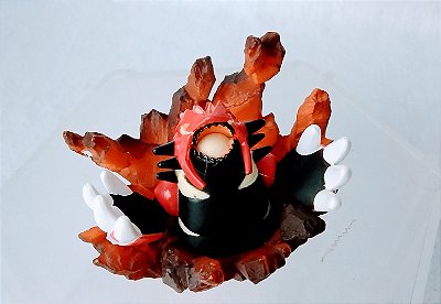 Pokémon de vinil estático Primal Groudon 2014, mede 4 cm de altura e 6 cm de largura