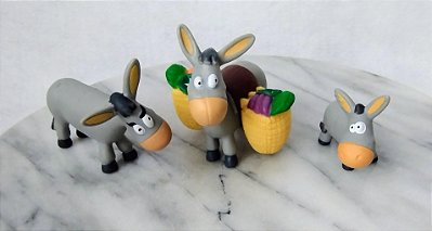 Burrinhos , família de 3, coleção Animais da fazenda, planeta de Agostini 2014