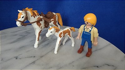 Playmobil country cavalo, potro e boneco