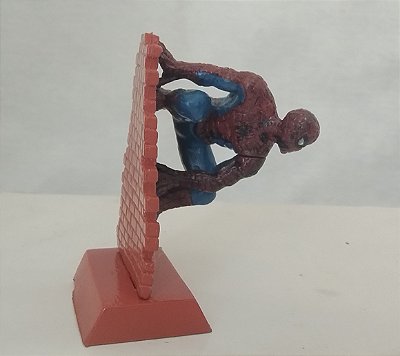 Miniatura Homem.Aranha subindo parede de tijolo aprox. 5 cm, Marvel 2007
