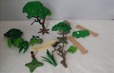 Playmobil, lote folhas, galhos, troncos, vegetação,cercas um