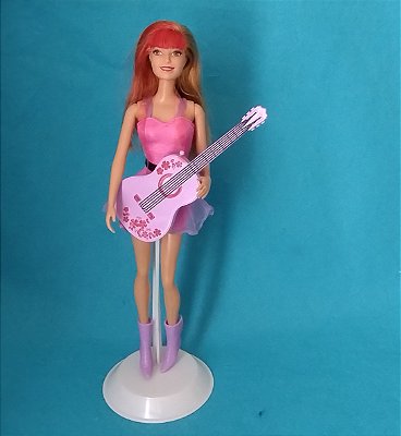 Barbie Raina com violão, Rock 'n Royals ,Mattel 2014 , vestido e sapatos improvisados