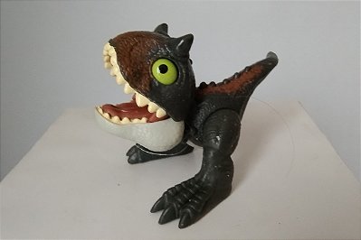 Dinossauro carnotaurus wild pop up 8x6 cm do Jurassic World Dominion 2022