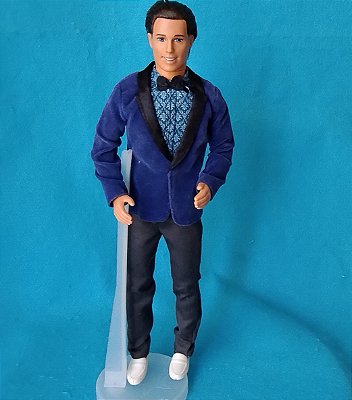 Boneco ken Mattel 1996, tuxedo do Ryan