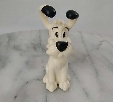 Miniatura cachorro Idefix 7,5 cm de altura do Asterix coleção McDonald's 2012
