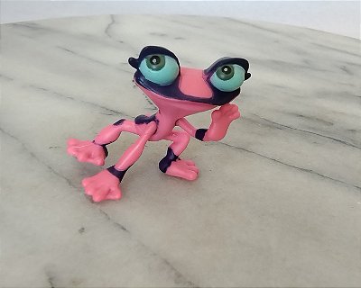 Miniatura em vinil Gabi rã venenosa rosa desenho rio 2 4cm