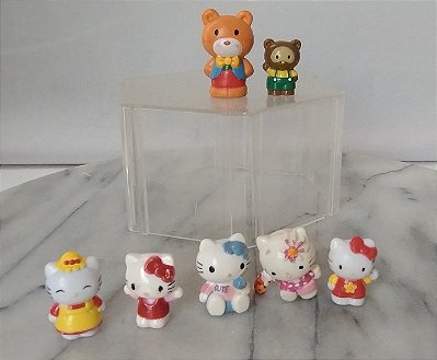 Miniatura de Hello Kitty e amigos, entre 2,5 a 4cm, 7 variados