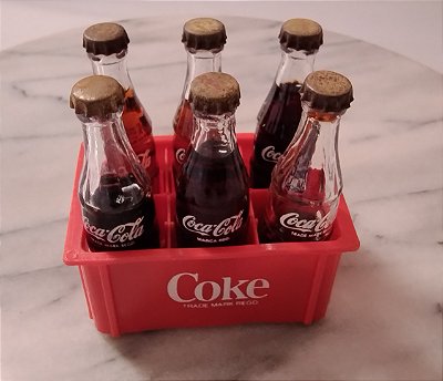Mini garrafas Coca cola 6 unidades no engradado,anis 80