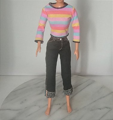 Roupa para Barbie; calça Capri barra virada da Barbie Lara Generation girl 1998 e blusa arco iris pastel