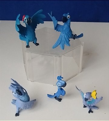 Playset araras azuis Blu e Jade ( 5 cm) e filhotes do cartoon Rio 2 Fox 2014, da Jakks