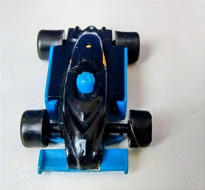 Miniatura de plástico Gulliver carrinho de corrida Fórmula 1 , McLaren azul falta Aerofólio