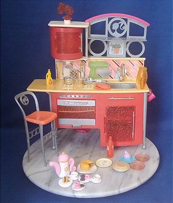 Cozinha da Barbie Mattel 2011 com acessórios