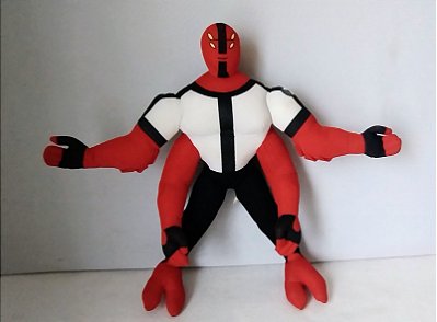 Pelucia quatro braços coleção Ben 10, 33 cm, Cartoon Network