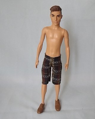 Boneco ken fashionistas #117 Slick Plaid Mattel 2017 bermuda improvisada