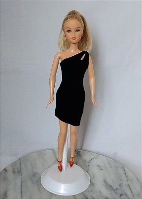Boneca Susi Estrela 2012 vestido preto improvisado