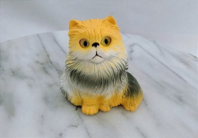 Miniatura de borracha oca Newray 1990 de gato amarelo, branco e preto 8,5 cm