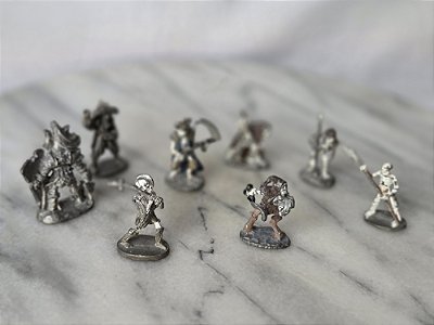 Miniatura de chumbo possível para RPG /D &D ,3 a 4 cm