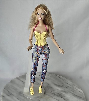 Barbie fashionistas articulada Summer roupa improvisada Mattel