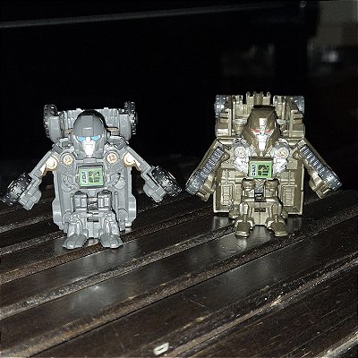 Transformers Bot shots Ironhide e Megatron, Hasbro 2011