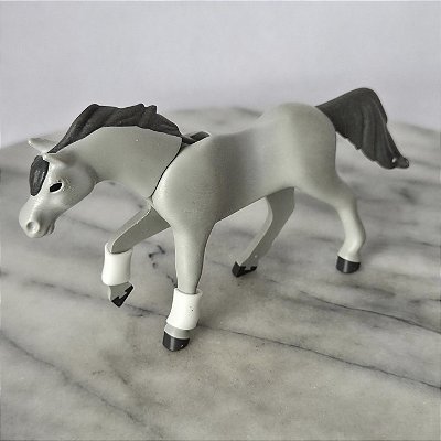 Playmobil cavalo cinza