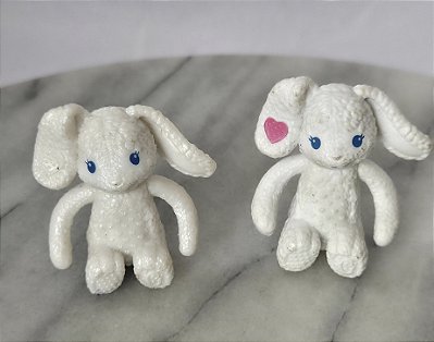 Miniatura de vinil coelhinho branco, 4 cm, pet da casa e balanco da Chelsea, coleção Barbie Mattel 2016