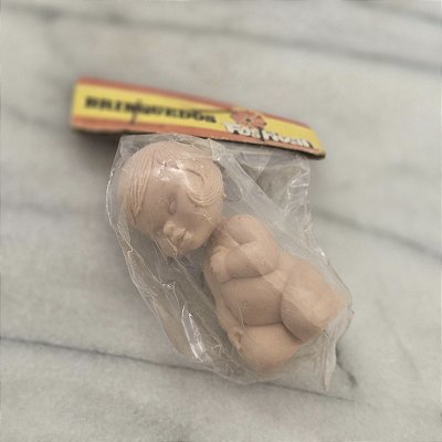 Miniatura bebê em plástico brinquedos Festival ajoelhado