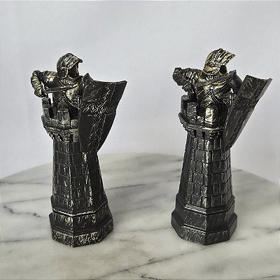 Peça de xadrez , par de Torre dourado colecao Harry Potter de Agostini