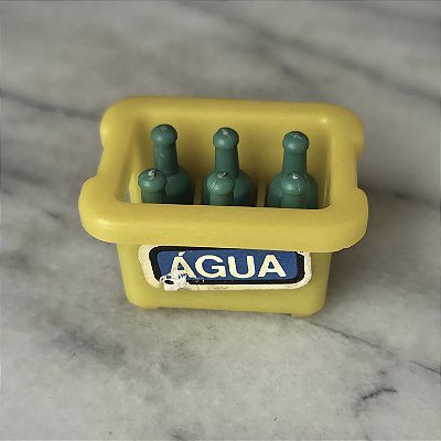 Playmobil Trol, engradado com 6 garrafinhas de água