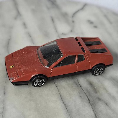 Miniatura metal anos 80 Burago Italy Ferrari 512 BB , escala 1:43