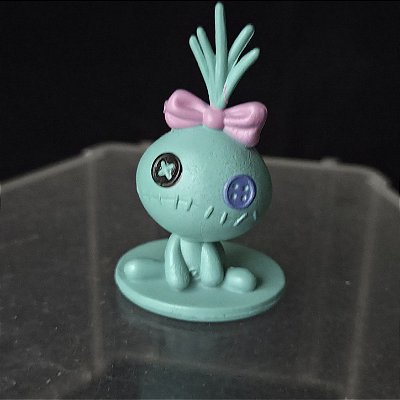 Miniatura Disney de boneca Scrump / Xepa da Lilo de Lilo e Stitch 4,5 cm