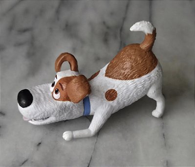 Miniatura de vinil cachorro Max 5cm de altura x8 cm de comprimento A Vida secreta dos bichos Mattel