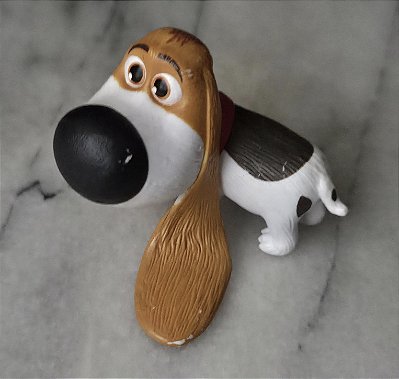 Miniatura cachorro Basset Tiny / Tico 4 cm.de altura 5 cm comprimento da Vida Secreta dos Bichos Universal