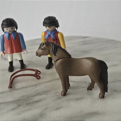 Playmobil, .casal de bonecos Geobra 1974 e cavalo