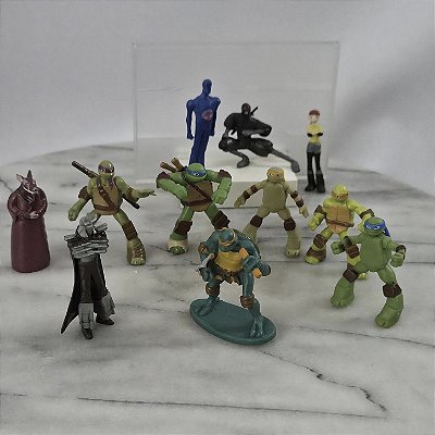 Lote 13 miniaturas Tartaruga Ninja, Mestre Splinter, Shredder, krang,April e Foot soldier