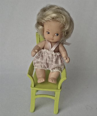 Anos 80, Boneca Pituquinha 9 cm de roupa rosa da Estrela