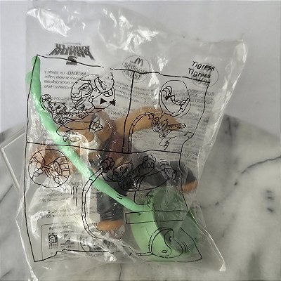 Brinquedo Mcdonald's lacrado 2011 Mestre Tigresa do lung Funpanda 2015