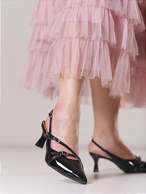 Scarpin Preto Verniz Salto Taça Slingback