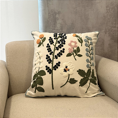 Capa Para Almofada Bordada Flores Folhas 45x45