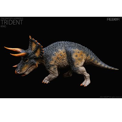 TRICERATOPS TRIDENT KING REBOR RÉPLICA DINOSSAURO MACHO  IMPORTADO COLECIONÁVEL