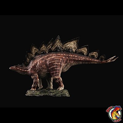 STEGOSAURUS REBOR - VERSÃO MONTANHA RÉPLICA DINOSSAURO DE COLEÇÃO ESCALA 1/35