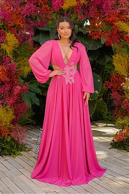 Vestido de festa longo, bordado em pedraria com decote v e tule na lateral - Rosa Pink