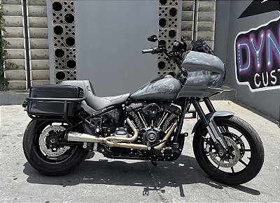 Escapamento Carbon 2X1 em inox Dynamite Crew X Carbox para NEWSOFTAIL