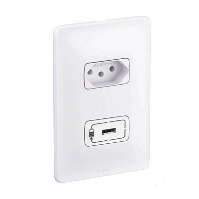 Kit Carregador USB 1.5A e Tomada 10A Com Placa e Suporte 4x2 Zeffia Legrand