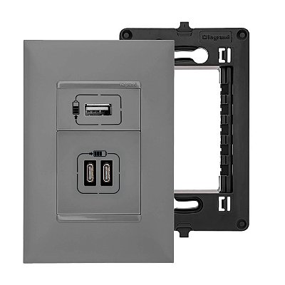 Tomada USB-C Dupla PIAL Plus+ Branca Parede e Tomada 10A Legrand
