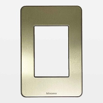 Placa 3 Postos 4x2 Alumínio Pérola MatixGo Legrand Bticino JA4803APBR