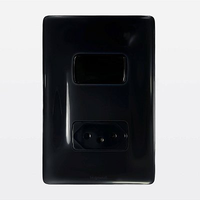Conjunto 1 Interruptor Simples + 1 Tomada 2P+T 10A Zeffia Legrand 680112PT